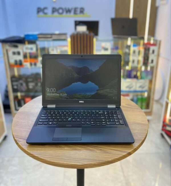 لينوفو ثنك باد معالج core i7 الجيل الثامن 