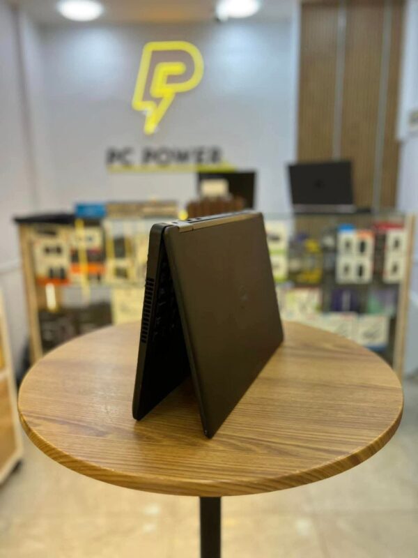 ⁦لينوفو ثنك باد معالج core i7 الجيل الثامن ⁩ - الصورة ⁦2⁩